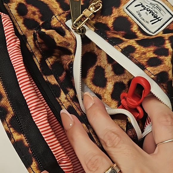 Herschel fanny pack - Picture 6 of 6